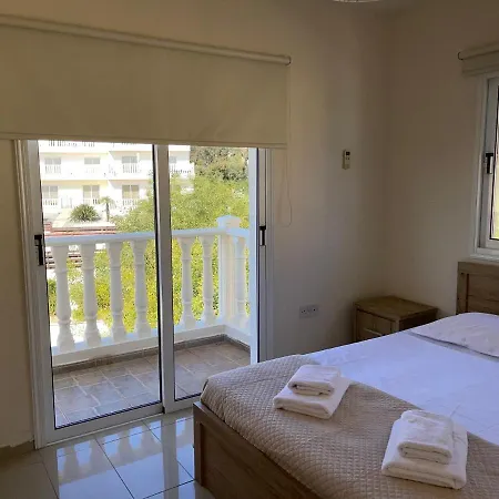 Nissi Golden Beach * 아이아 나파
